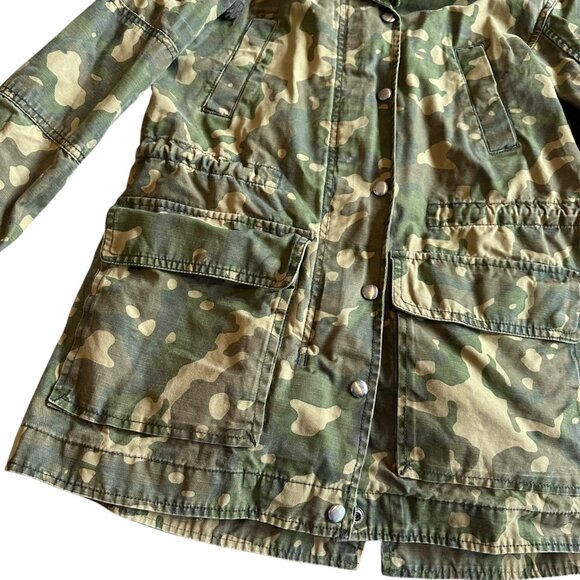 Gap Camo Print Jacket Coat Anorak Faux Fur Lined Hood Zip-Out Lining Size Small - Picture 5 of 16